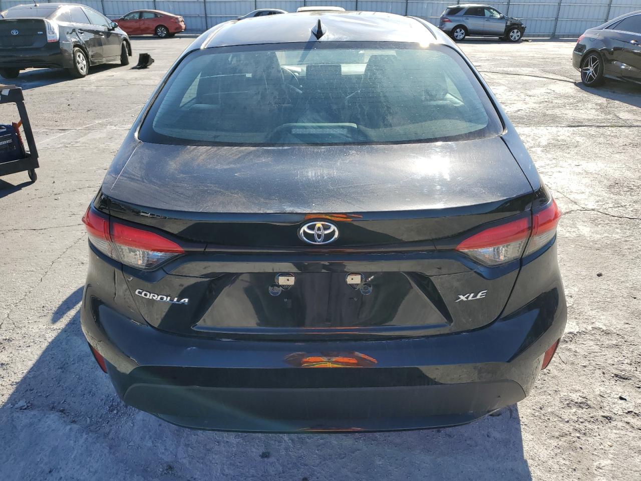 2022 TOYOTA COROLLA XLE VIN:5YFFPMAEXNP384406