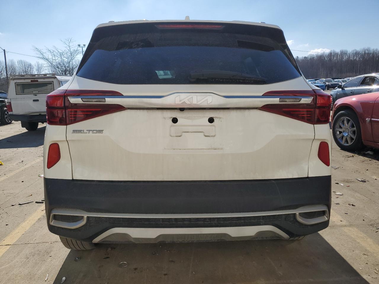 2023 KIA SELTOS EX VIN:KNDERCAA3P7421412
