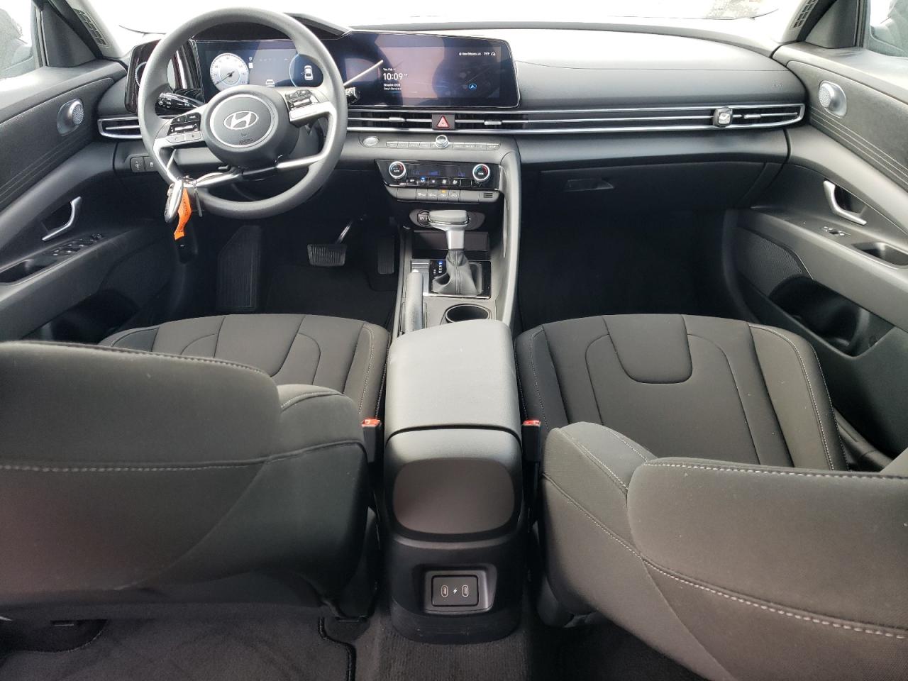 2024 HYUNDAI ELANTRA SEL VIN:KMHLM4DG7RU852380