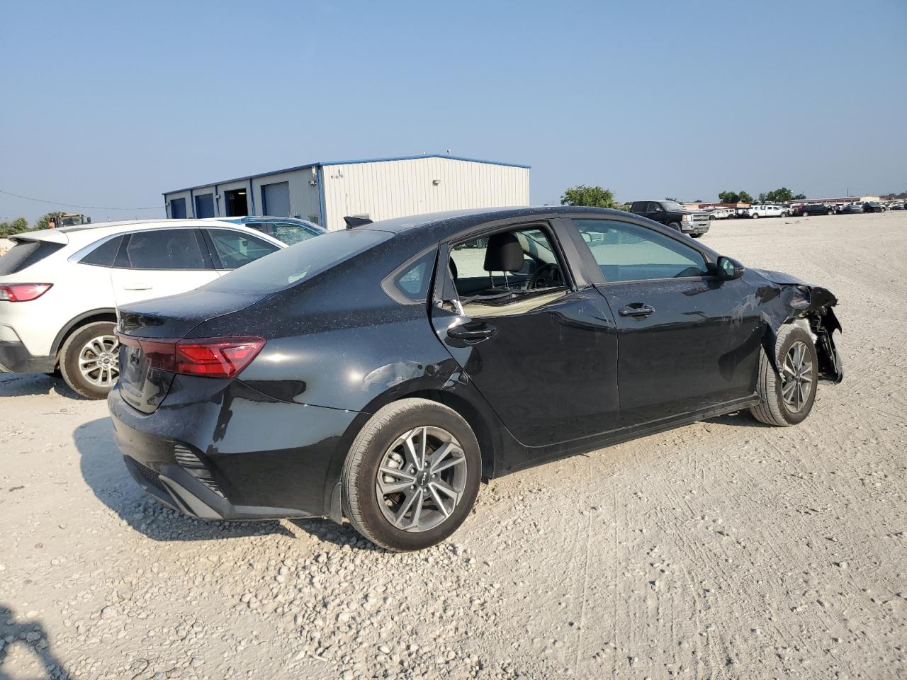 2024 KIA FORTE LX VIN:3KPF24AD8RE781108