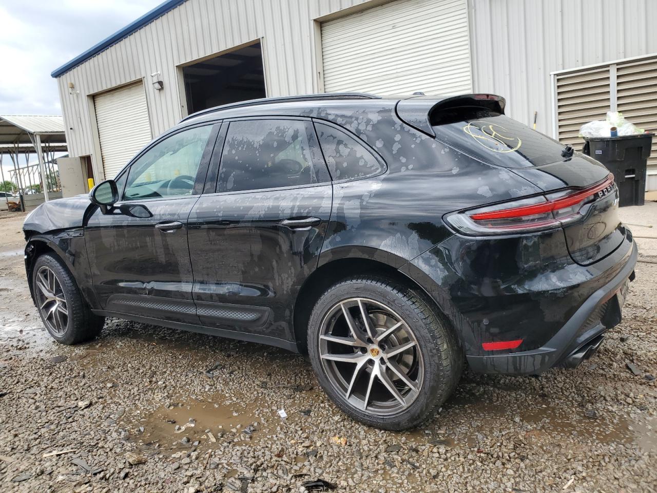 2022 PORSCHE MACAN  VIN:WP1AA2A54NLB00632