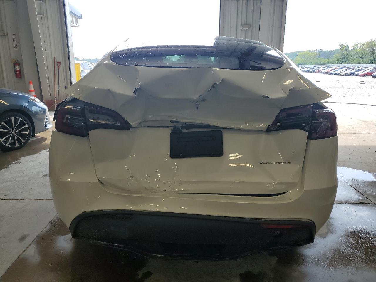 2023 TESLA MODEL Y  VIN:7SAYGDEEXPA025316