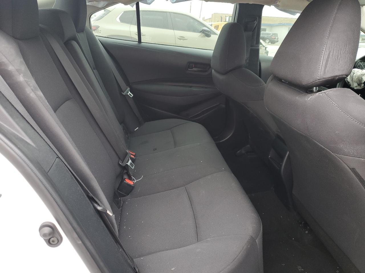 2022 TOYOTA COROLLA LE VIN:5YFEPMAE5NP323475