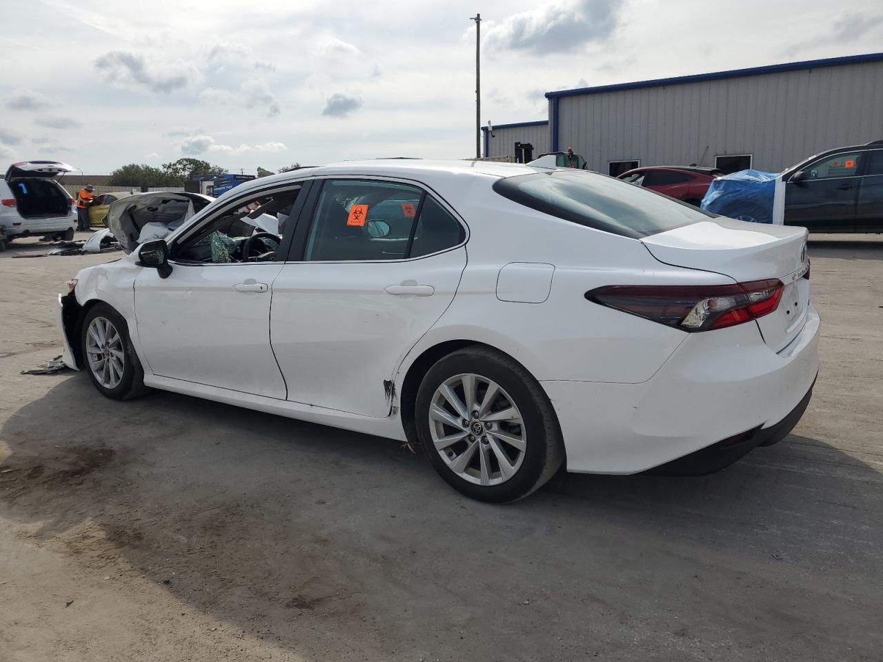 2022 TOYOTA CAMRY LE VIN:4T1C11AK8NU674179