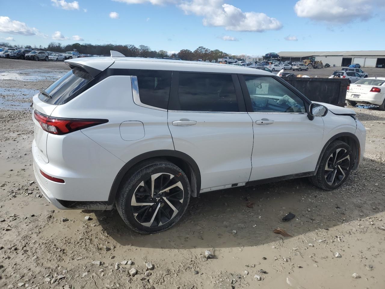 2022 MITSUBISHI OUTLANDER SE VIN:JA4J3UA87NZ026924