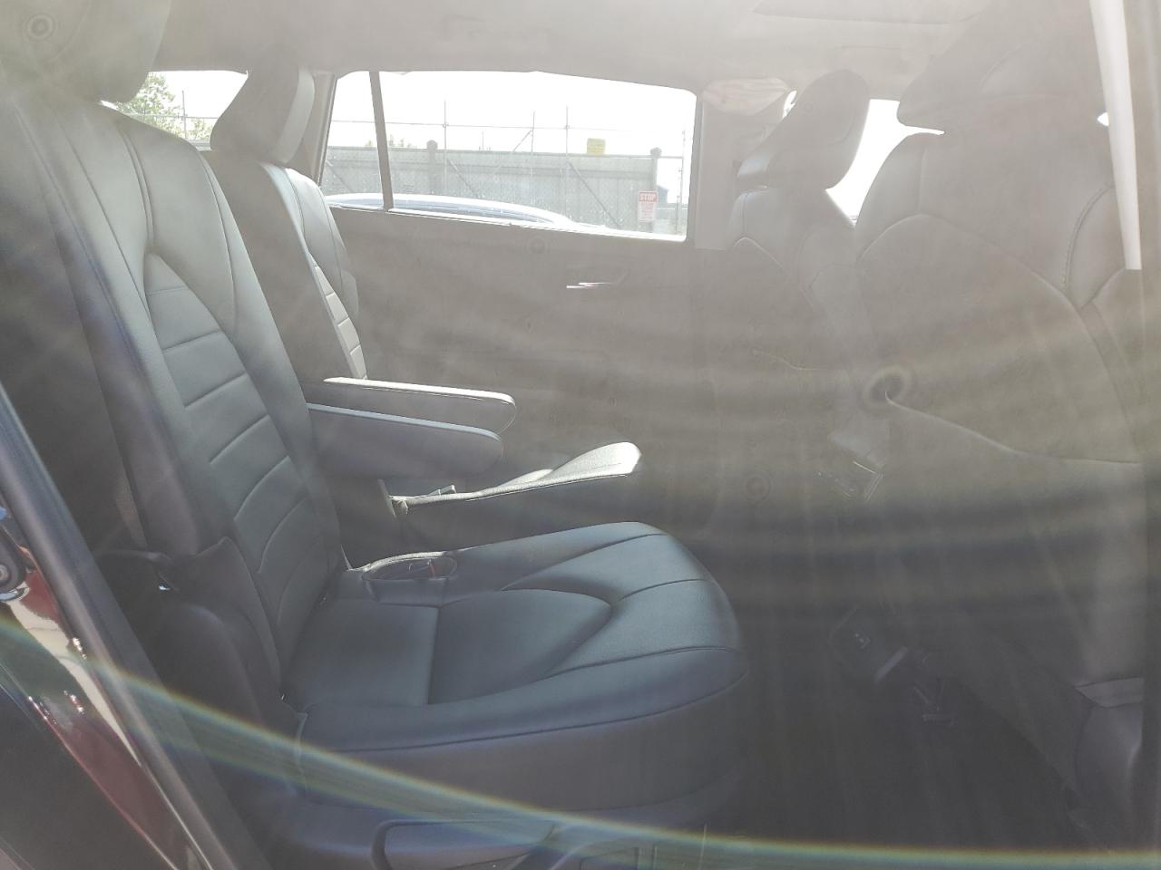 2022 TOYOTA HIGHLANDER XLE VIN:5TDGZRBH2NS560697