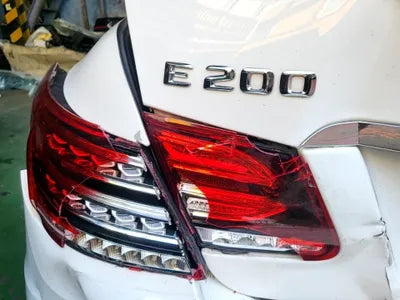 2016 Mercedes-Benz E 200 VIN: