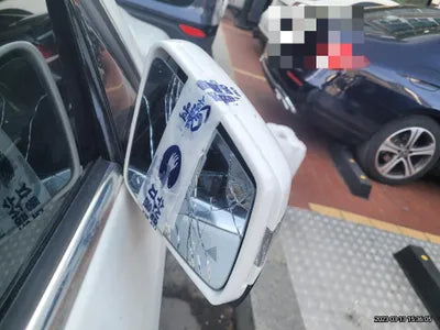 2015 Mercedes-Benz E 220 VIN: