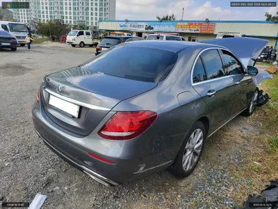 2018 Mercedes-Benz E 300 WDDZF4JB0JA415317 VIN:WDDZF4JB0JA415317