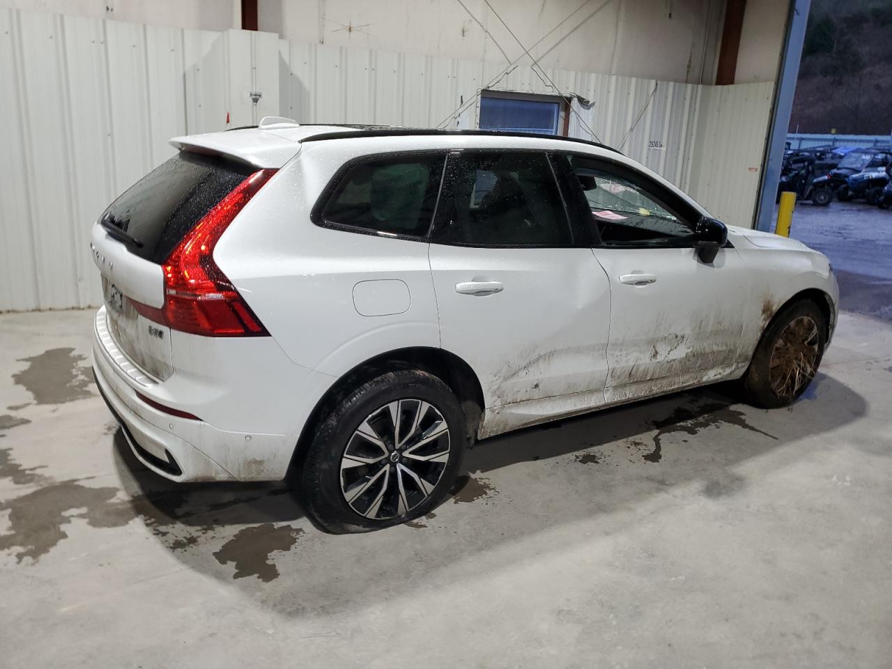 2024 VOLVO XC60 PLUS VIN:YV4L12RL7R1750616