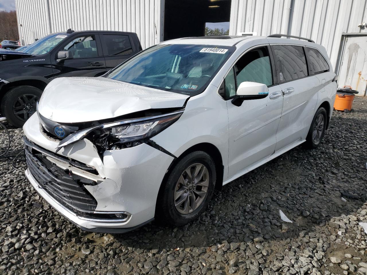 2022 TOYOTA SIENNA XLE VIN:5TDYSKFC0NS055532