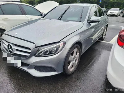 2015 Mercedes-Benz C 200 VIN: