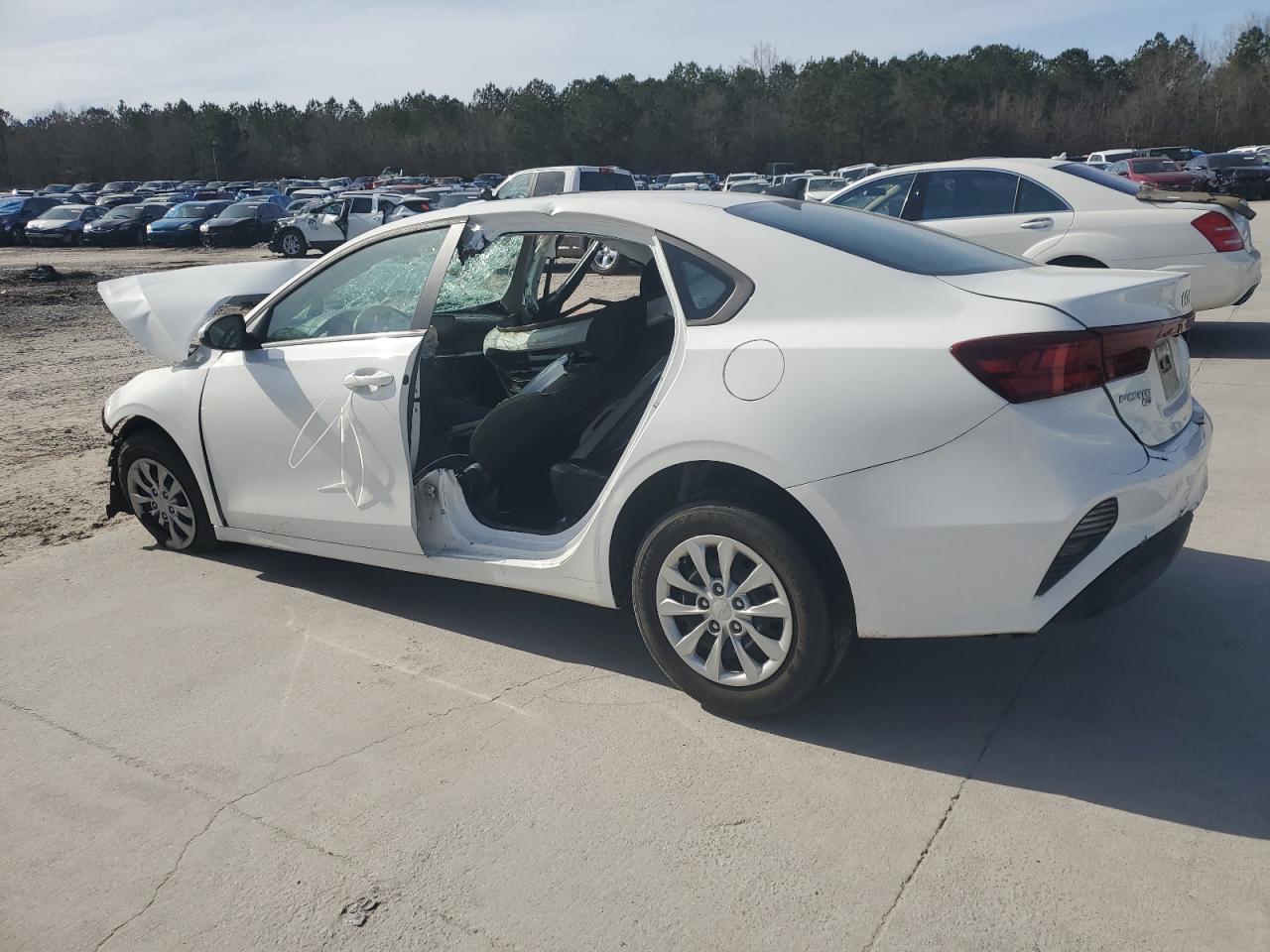 2022 KIA FORTE FE VIN:3KPF24AD4NE430190