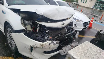 2016 Kia K5 KNAGU41CBGA002155 VIN:KNAGU41CBGA002155