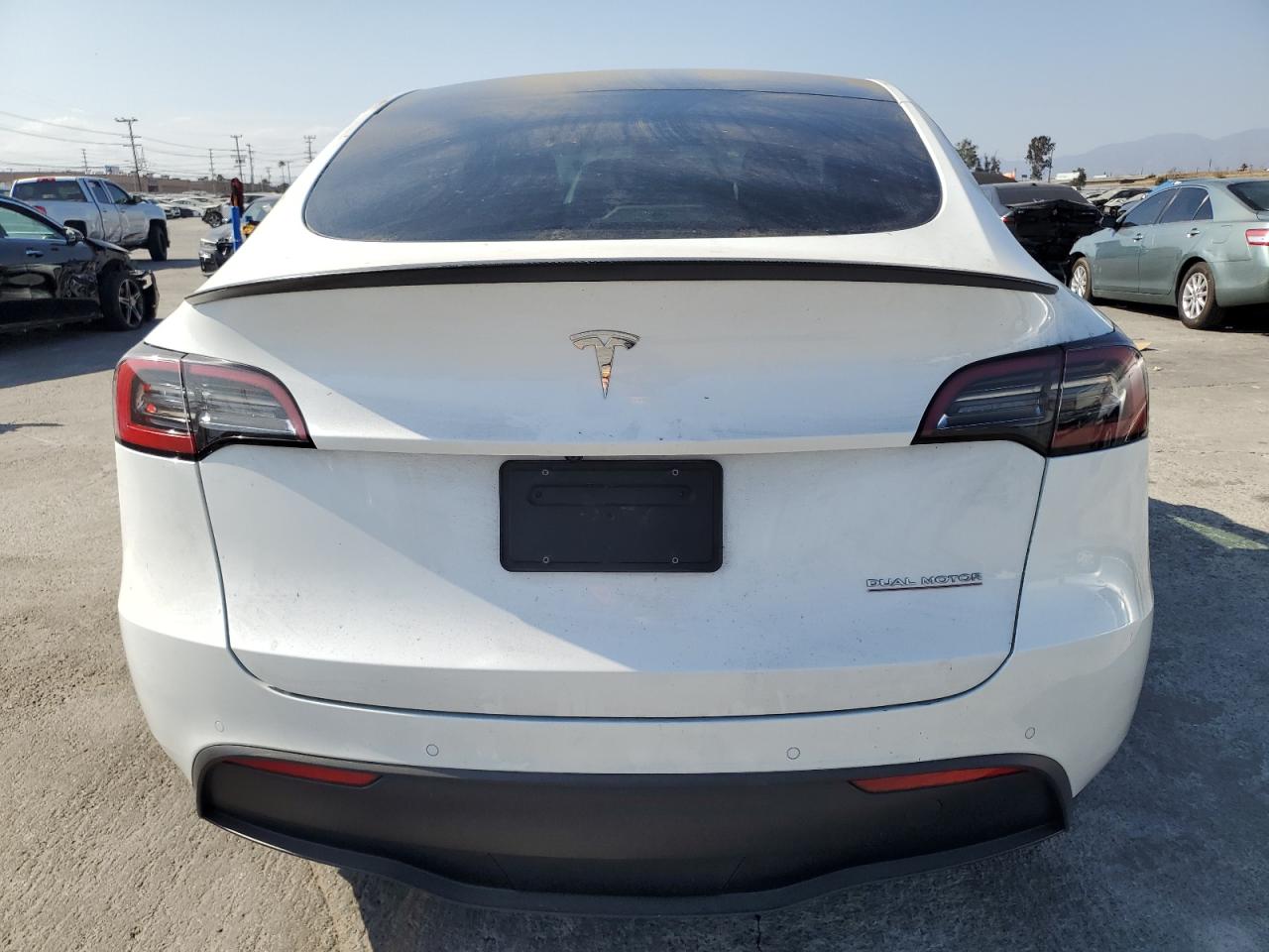 2022 TESLA MODEL Y  VIN:7SAYGDEF1NF391111