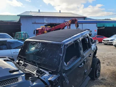 2022 Jeep Wrangler VIN: