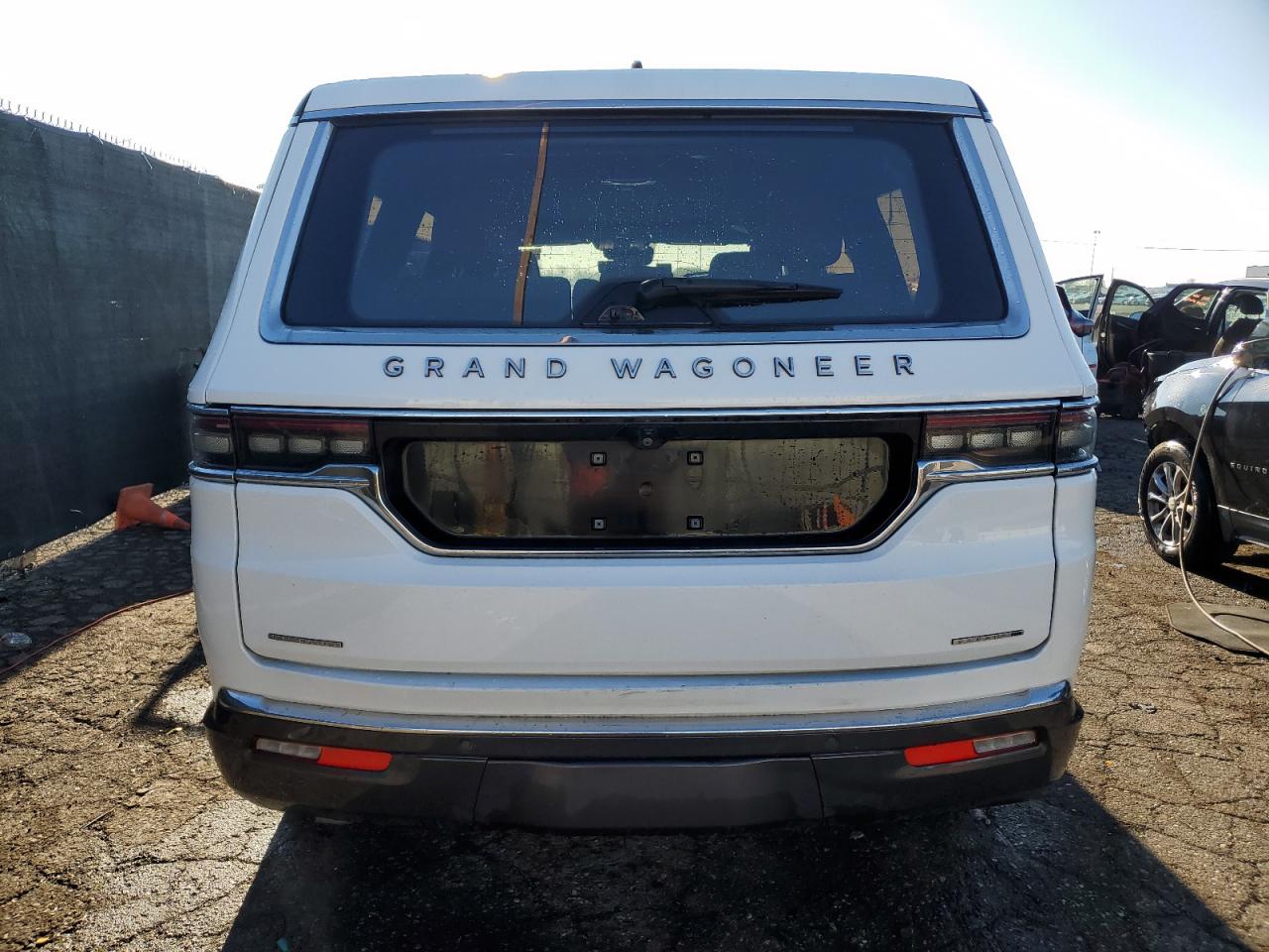 2022 JEEP GRAND WAGONEER SERIES III VIN:1C4SJVGP0NS113612
