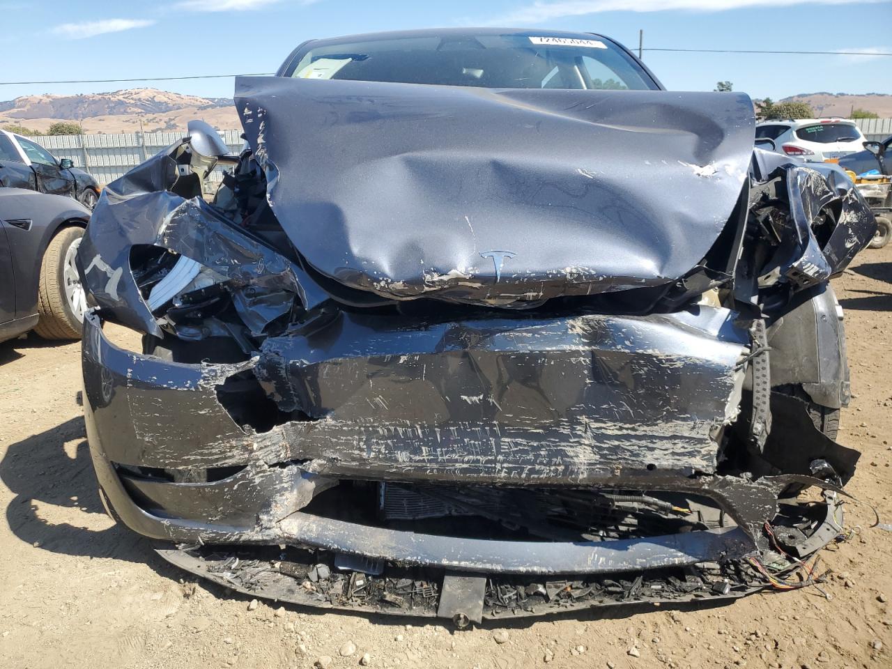 2022 TESLA MODEL Y  VIN:7SAYGAEE6NF345053