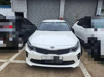 2017 Kia K5 VIN: