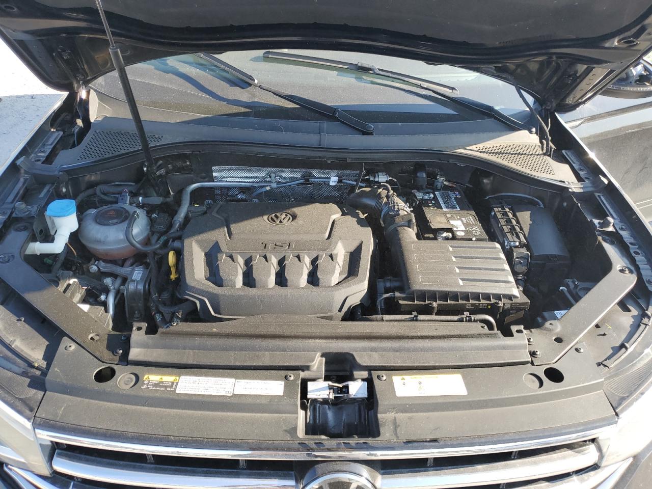 2022 VOLKSWAGEN TIGUAN SE VIN:3VV2B7AX2NM030095