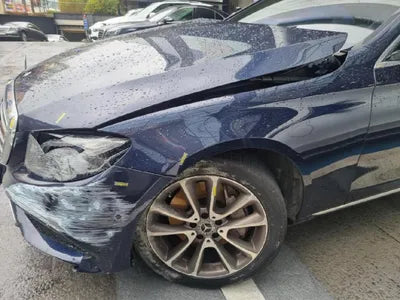 2018 Mercedes-Benz E 300 VIN: