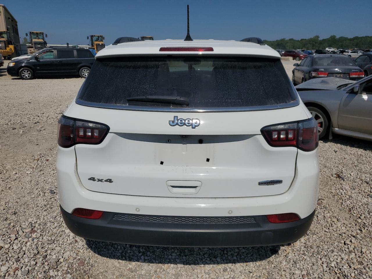 2022 JEEP COMPASS LATITUDE VIN:3C4NJDBB9NT111343