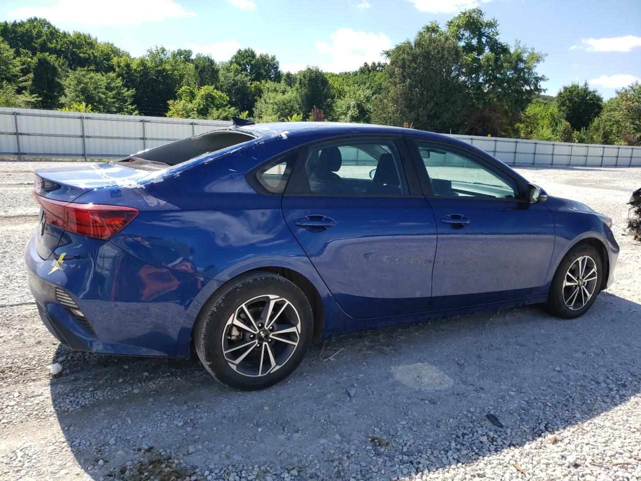 2022 KIA FORTE FE VIN:3KPF24AD2NE485902