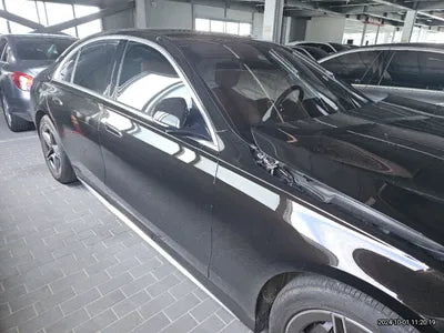 2022 Mercedes-Benz S 400 VIN: