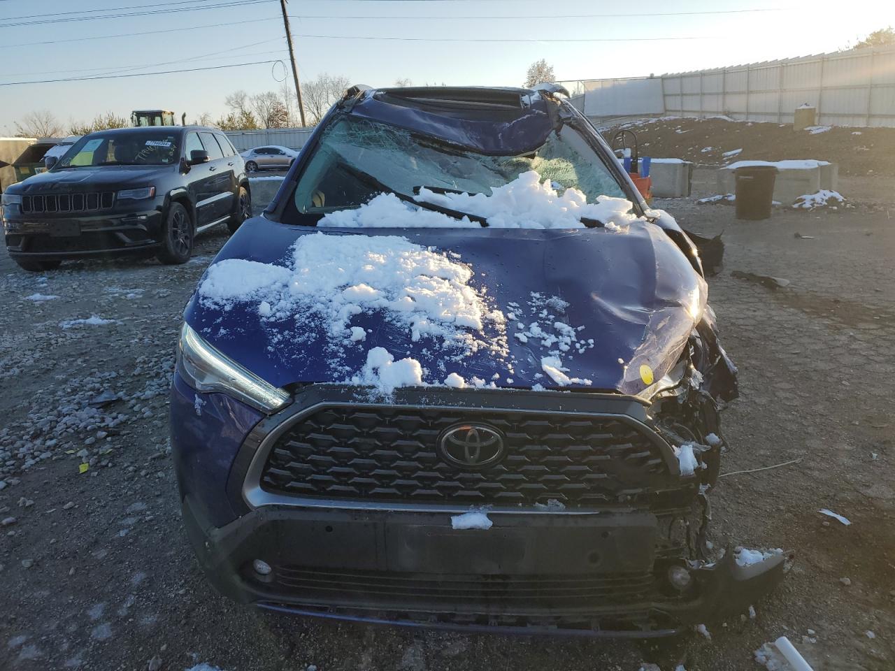 2022 TOYOTA COROLLA CROSS XLE VIN:7MUDAABG4NV016243