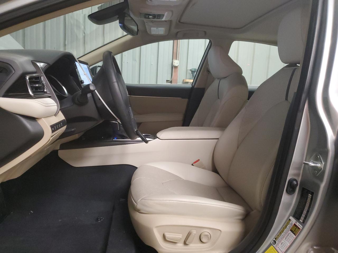 2022 TOYOTA CAMRY XLE VIN:4T1F31AK2NU041183