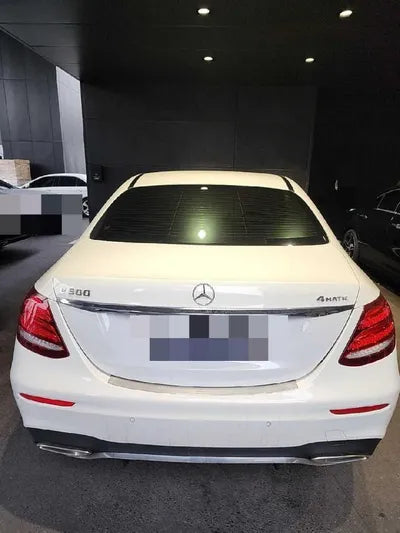 2020 Mercedes-Benz E 300 VIN: