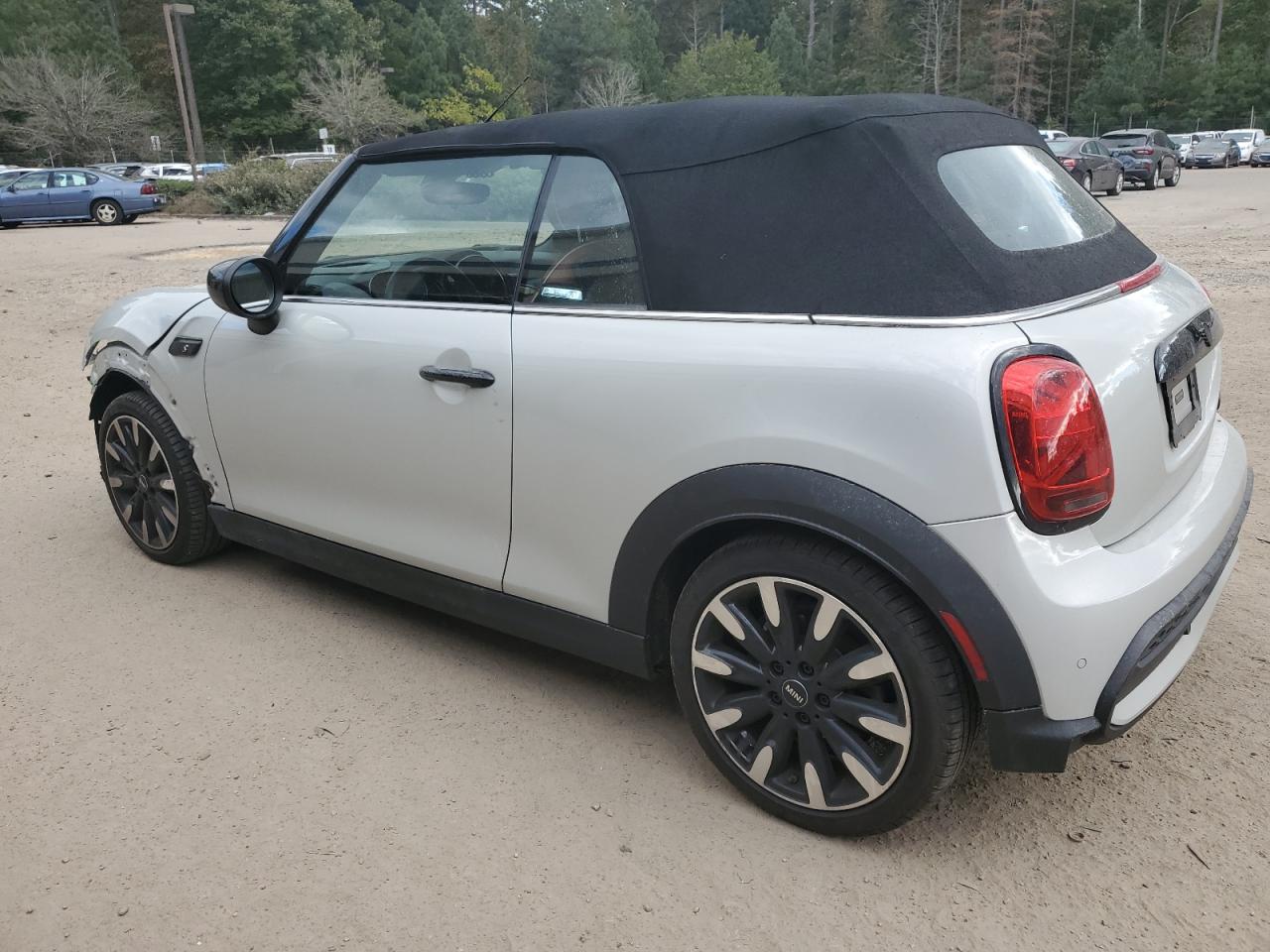 2022 MINI COOPER S VIN:WMW43DL06N3N43108