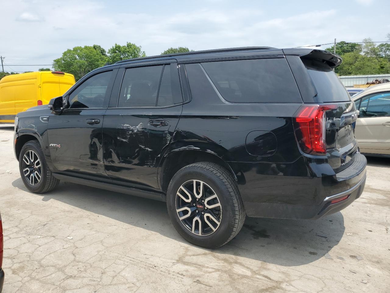 2022 GMC YUKON AT4 VIN:1GKS2CKD7NR234809