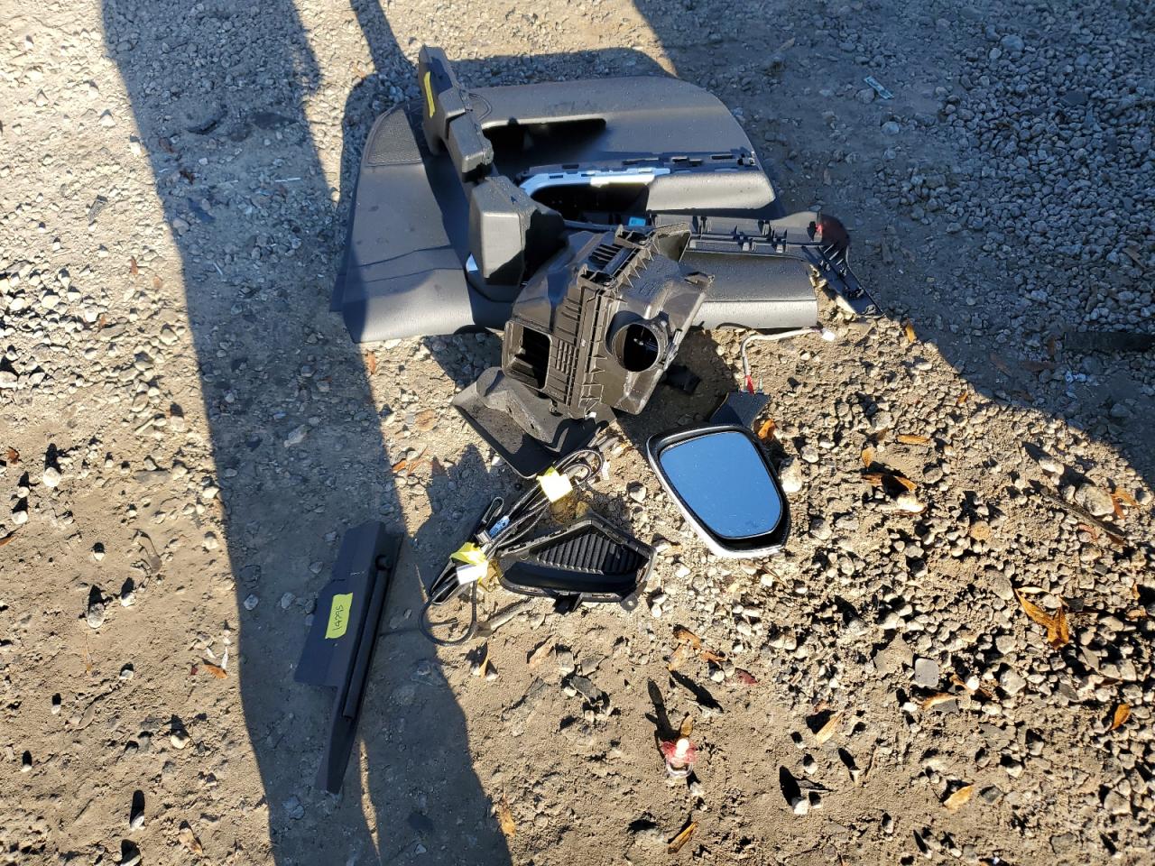 2024 TOYOTA RAV4 XLE VIN:2T3W1RFVXRC295455