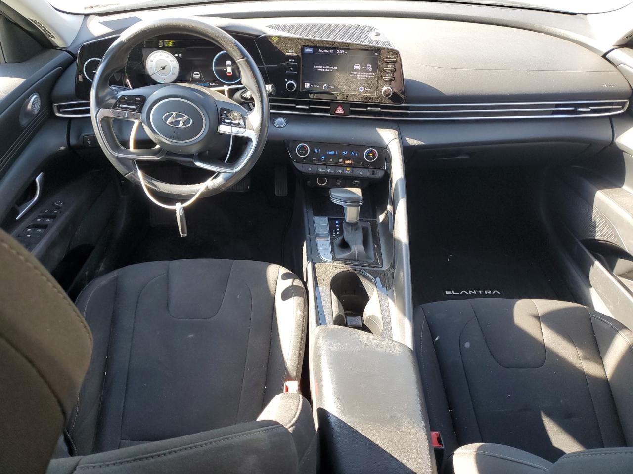2022 HYUNDAI ELANTRA SEL VIN:5NPLS4AG9NH076918