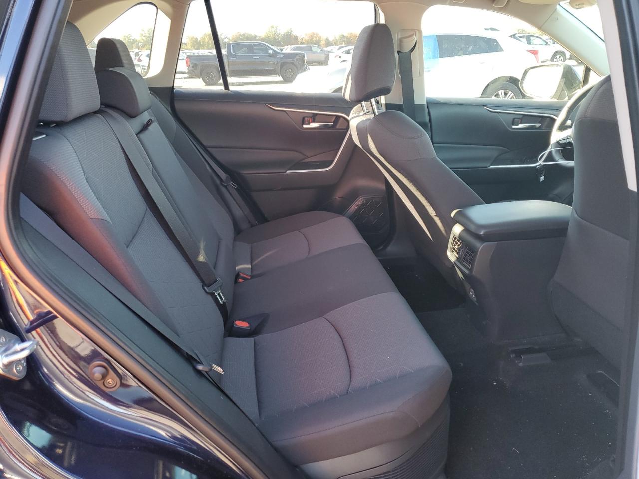 2023 TOYOTA RAV4 XLE VIN:JTMRWRFV1PD198233