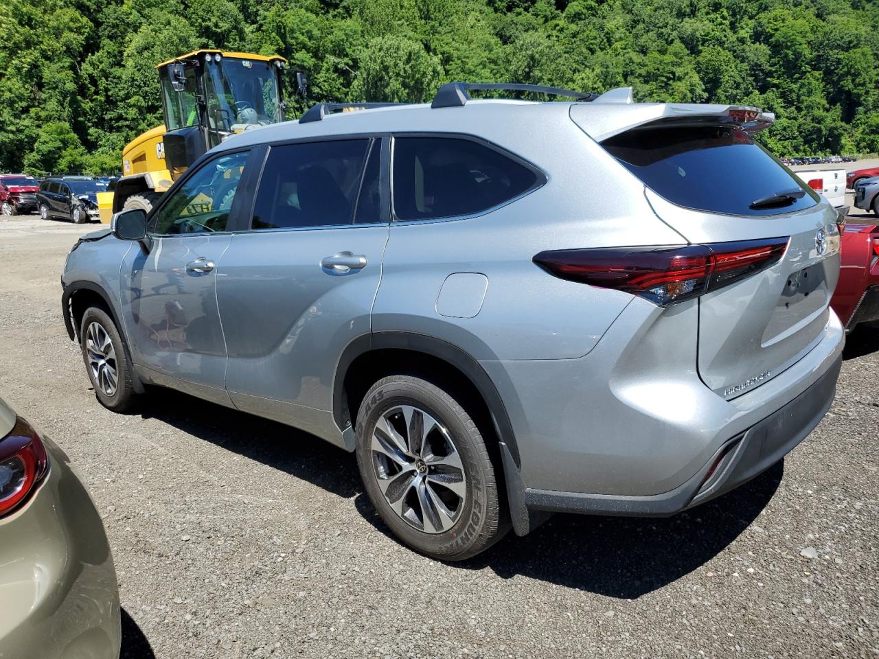 2024 TOYOTA HIGHLANDER LE VIN:5TDKDRBH5RS529054