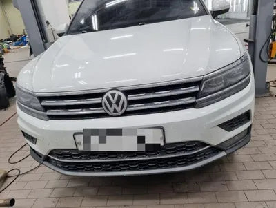 2018 Volkswagen Tiguan VIN: