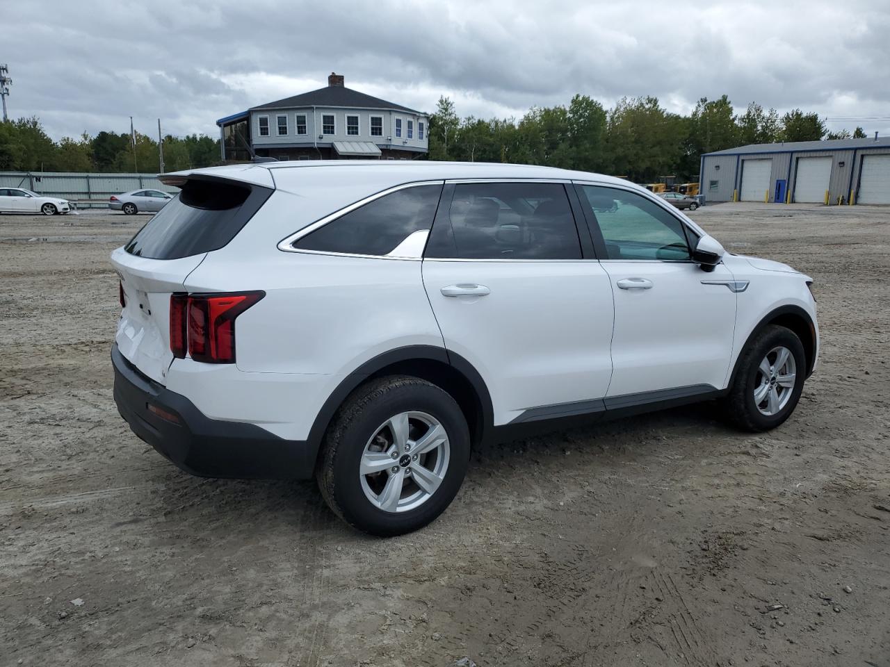 2023 KIA SORENTO LX VIN:5XYRGDLC4PG210685