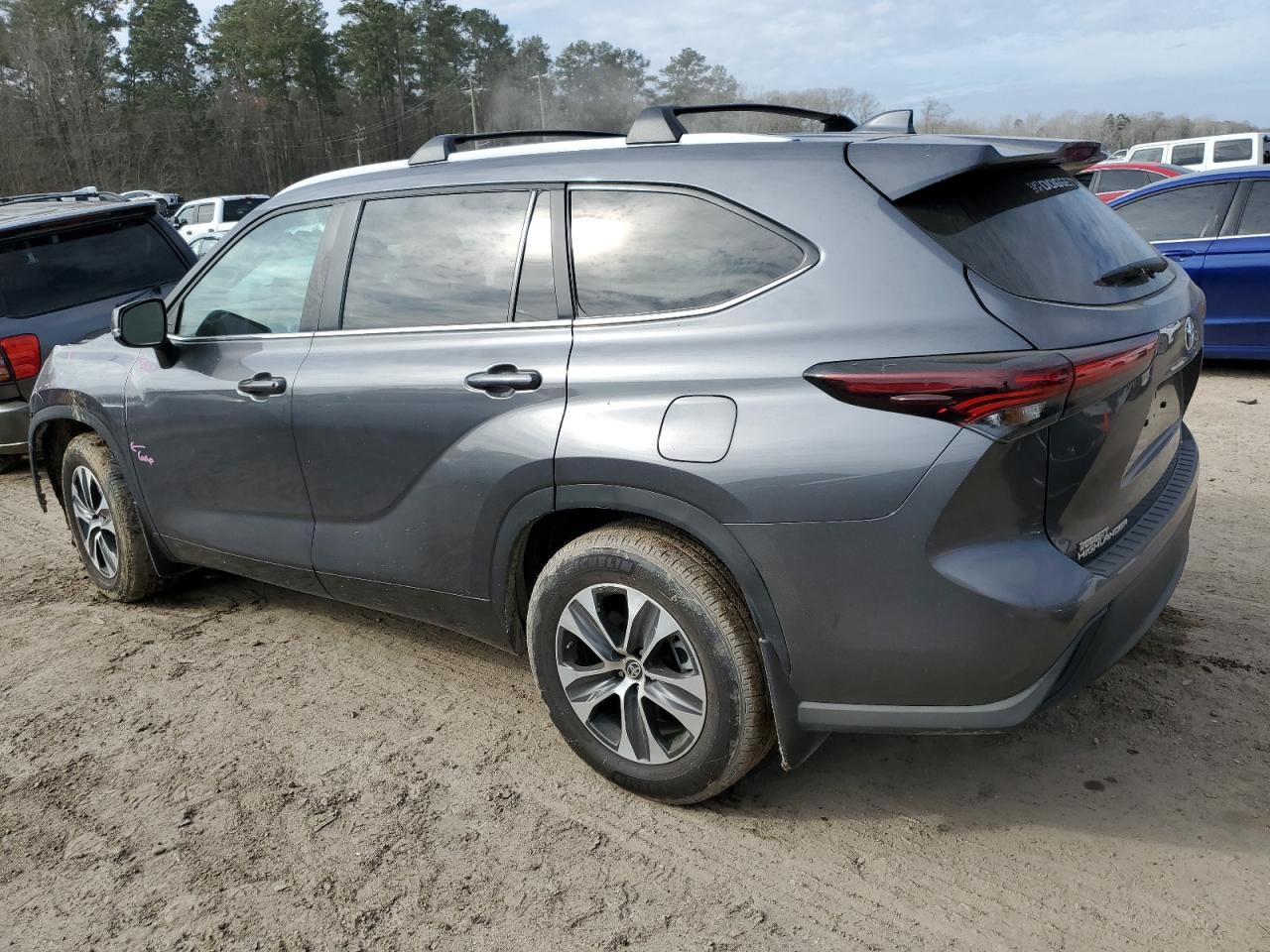 2024 TOYOTA HIGHLANDER LE VIN:5TDKDRAH1RS052642