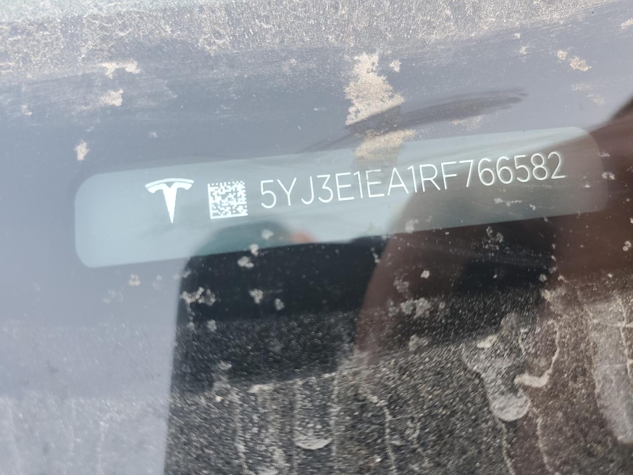 2024 TESLA MODEL 3  VIN:5YJ3E1EA1RF766582