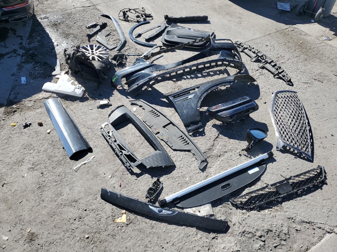 2022 GENESIS GV80 BASE VIN:KMUHBDSB5NU079116