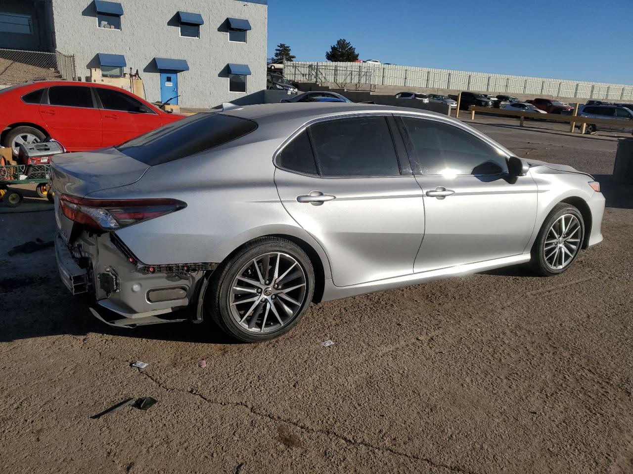 2022 TOYOTA CAMRY XLE VIN:4T1F31AK2NU577132