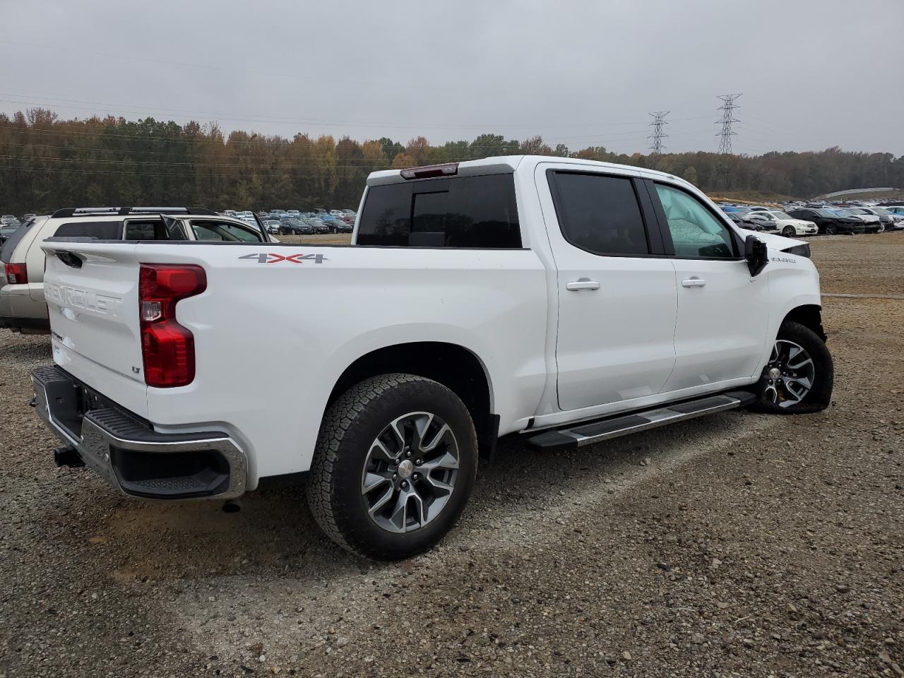 2024 CHEVROLET SILVERADO K1500 LT VIN:1GCUDDED8RZ260373