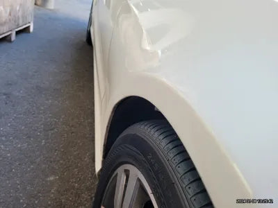 2015 Mercedes-Benz E 200 WDDKJ3EB4FF310049 VIN:WDDKJ3EB4FF310049