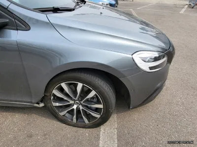 2019 Volvo V40 YV1MZ72K0K2185735 VIN:YV1MZ72K0K2185735