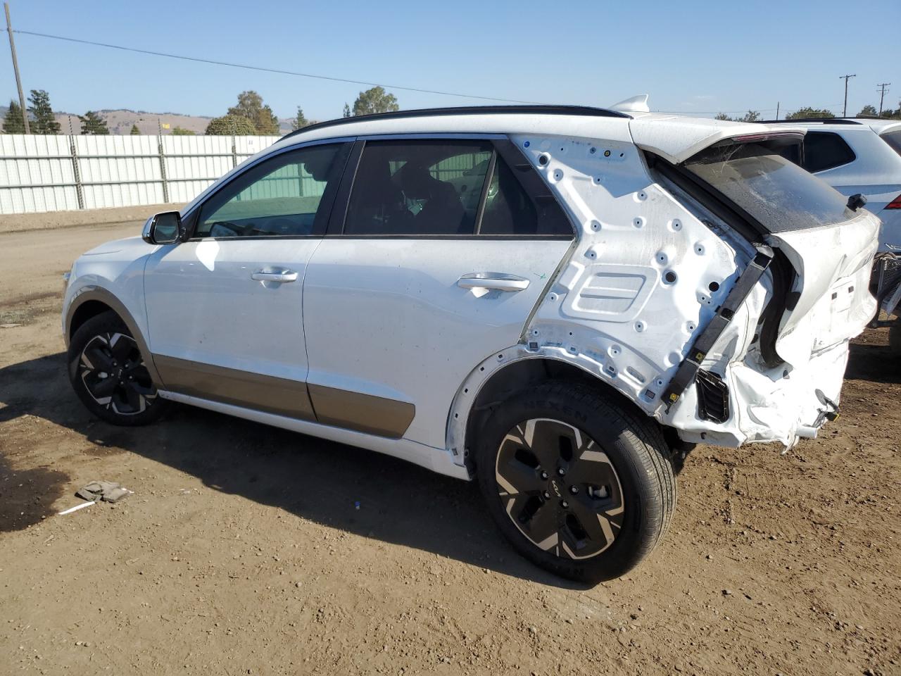 2023 KIA NIRO WAVE VIN:KNDCT3L11P5015582