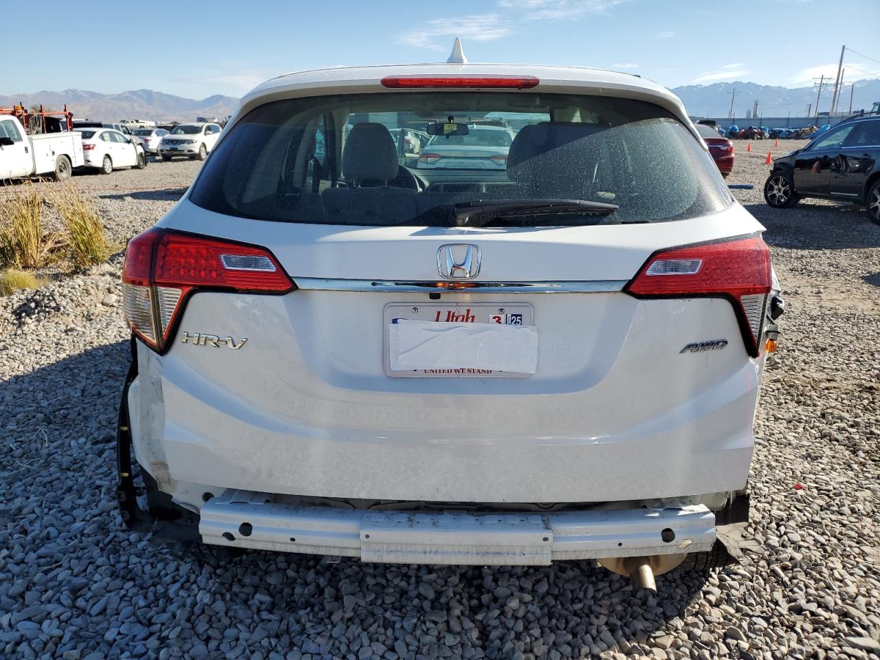 2022 HONDA HR-V LX VIN:3CZRU6H32NM756943