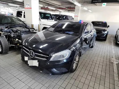 2015 Mercedes-Benz A 180 WDDBF1CB7FJ344203 VIN:WDDBF1CB7FJ344203