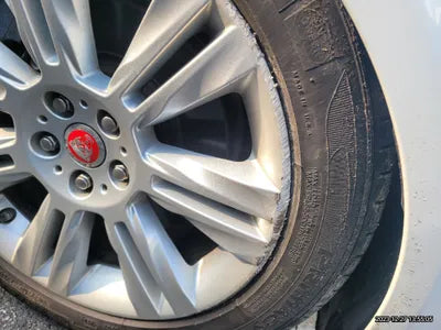 2016 Jaguar XF VIN: